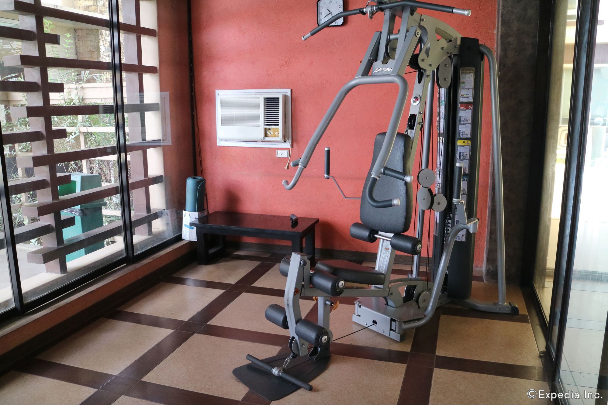 Фото Mo2 Westown Hotel Iloilo