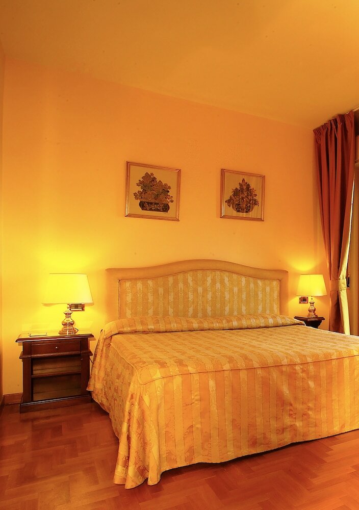 Фото Hotel Isabella