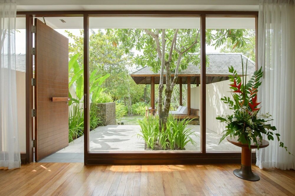 Фото The Sarojin