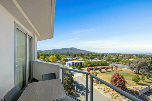 Гостиница Adina Serviced Apartments Canberra Dickson в Канберре