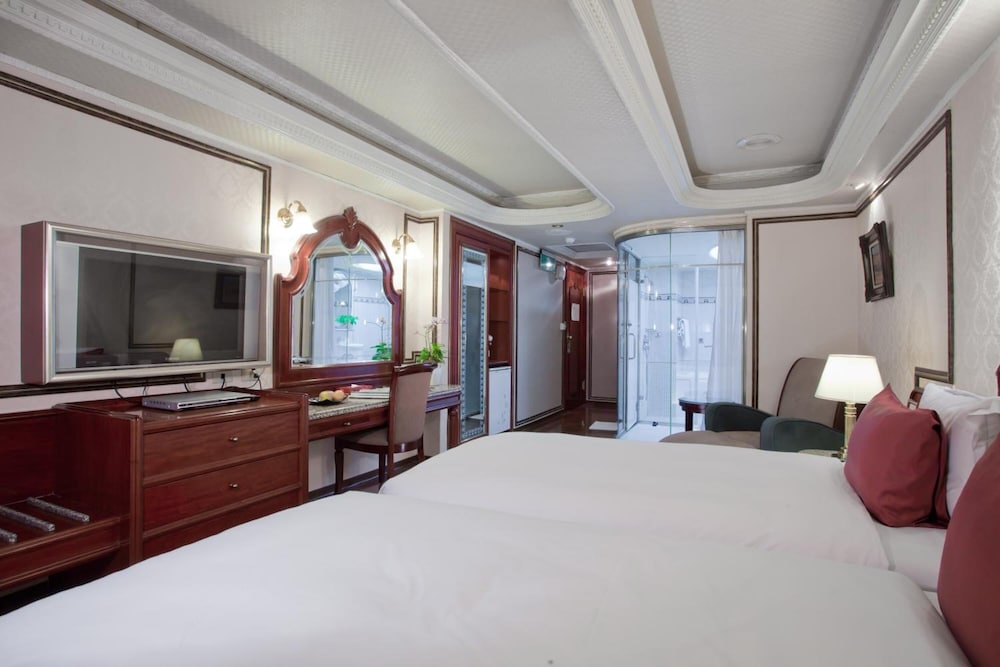 Фото Happiness Hotel