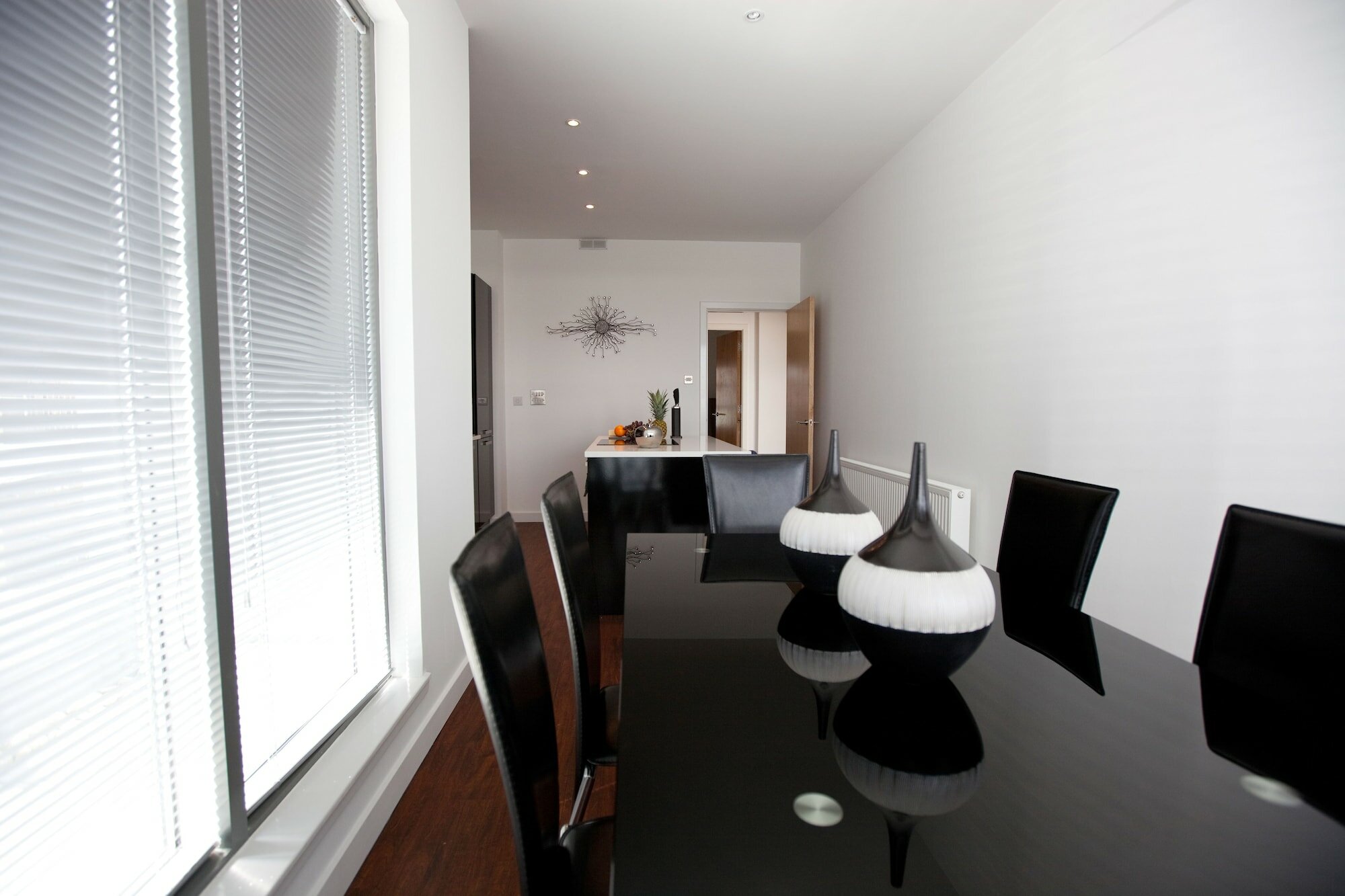 Фото The Spires Serviced Apartments Glasgow