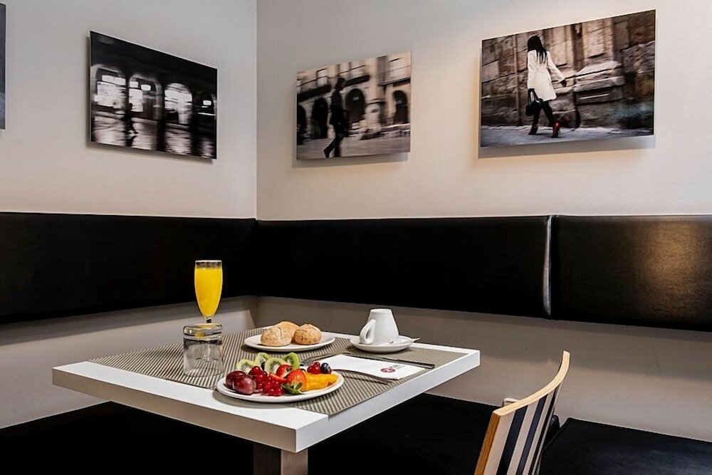 Фото Ikonik Plaza Mercado