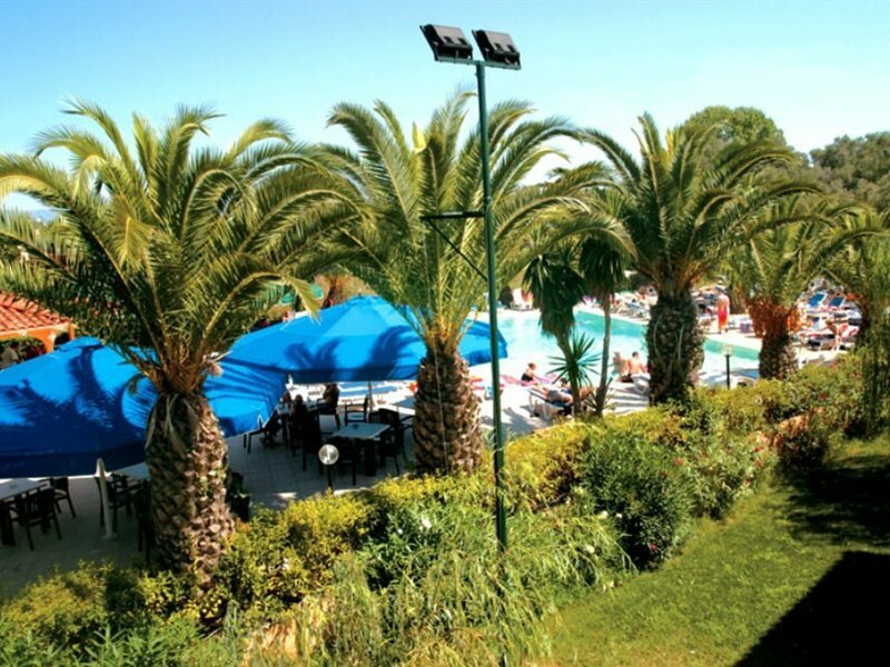 Фото Morfeas Hotel