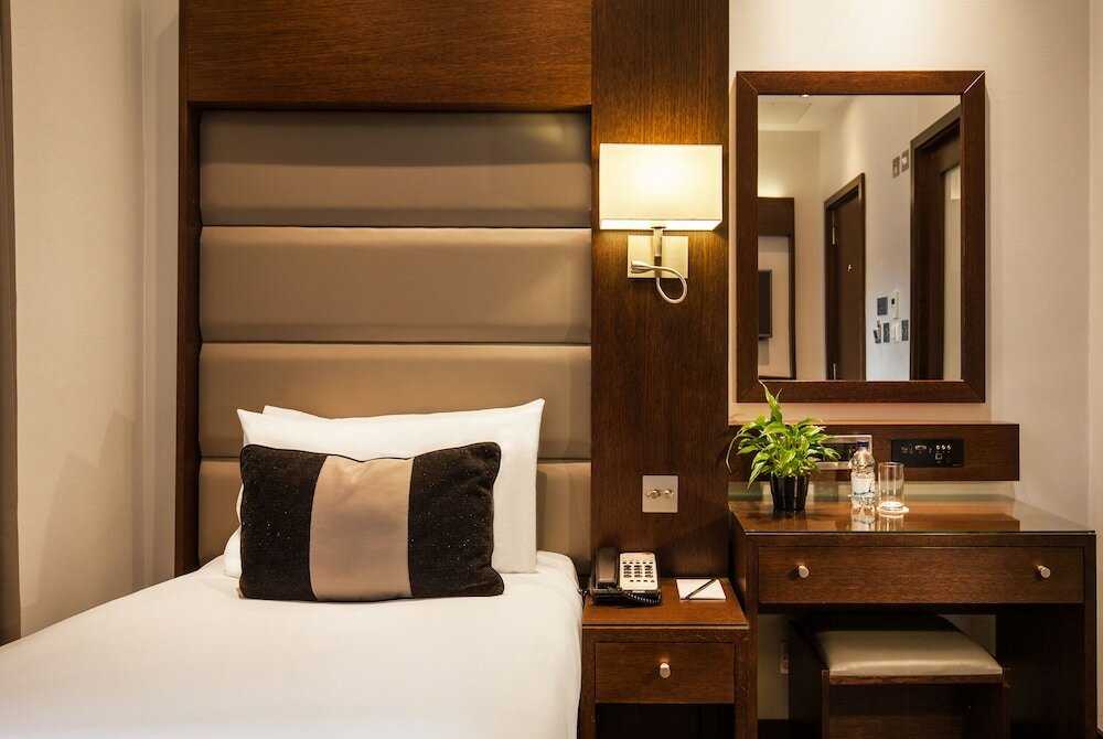 Фото Paddington Court Executive Rooms