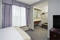 Фото Holiday Inn & Suites Chicago-Carol Stream