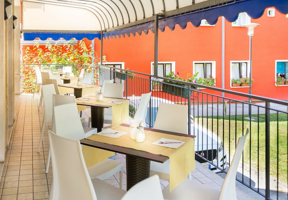 Фото Hotel Azzorre & Antille