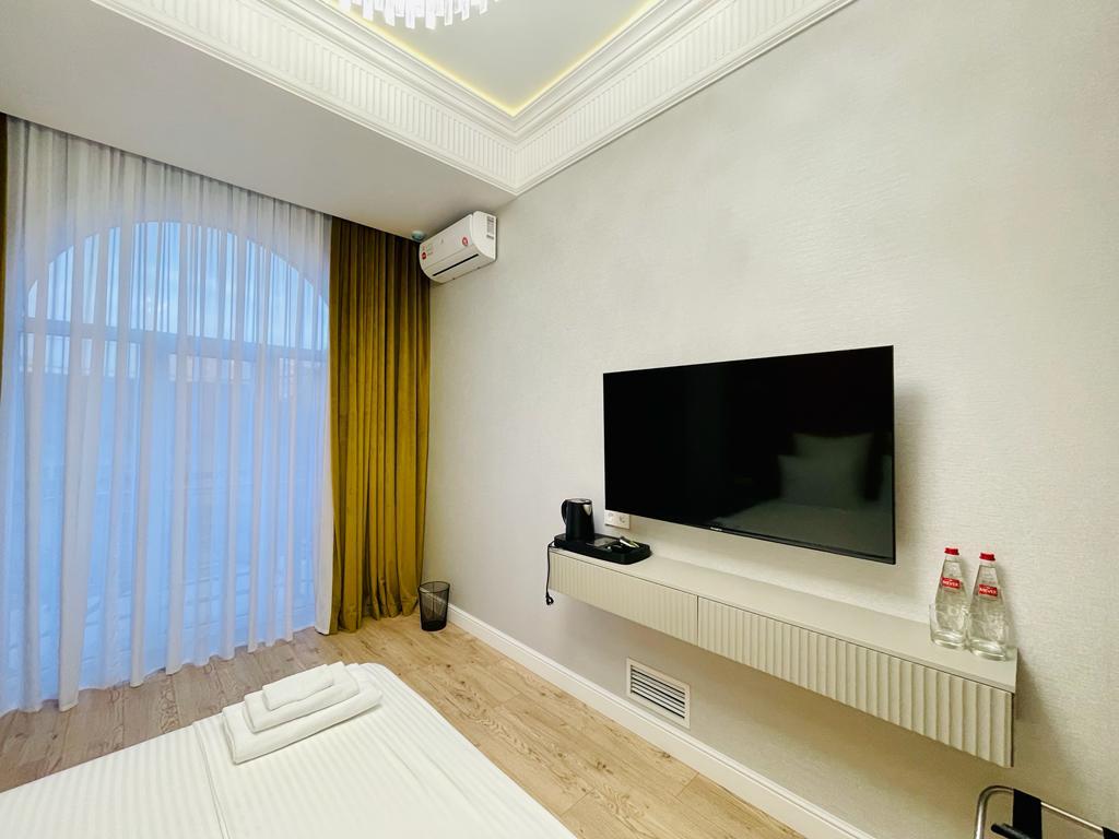 Фото Параллель