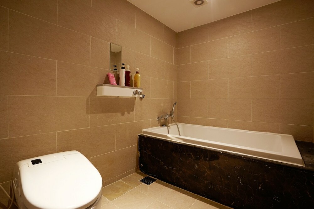 Фото Zenith Hotel