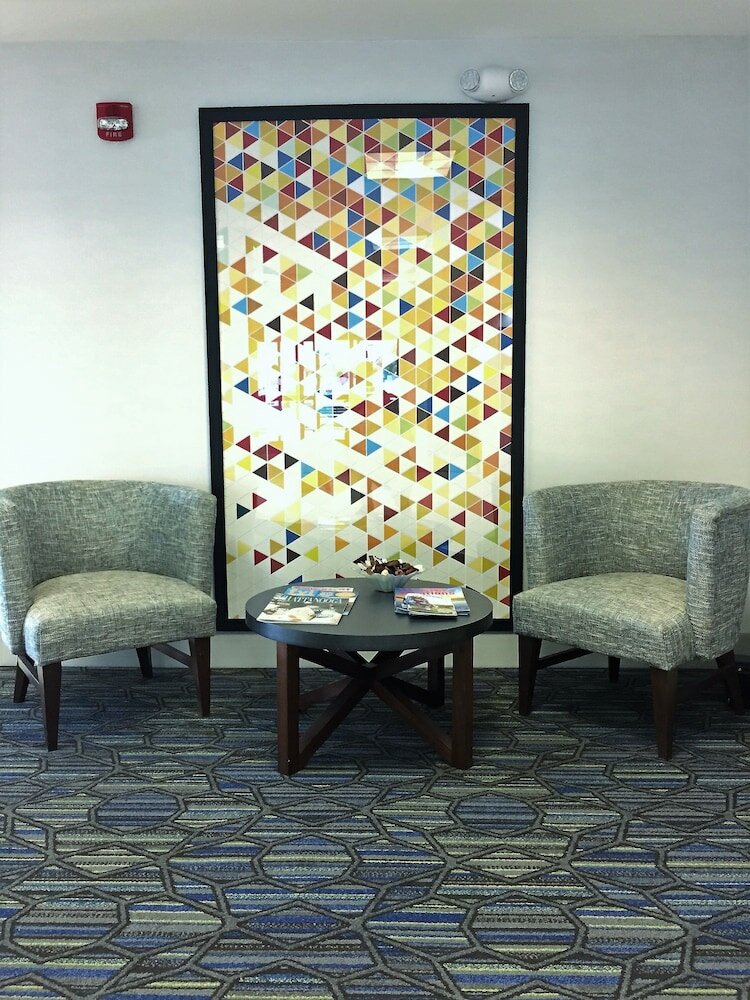 Фото Holiday Inn Express Hotel & Suites Chattanooga-Hixson, an Ihg Hotel