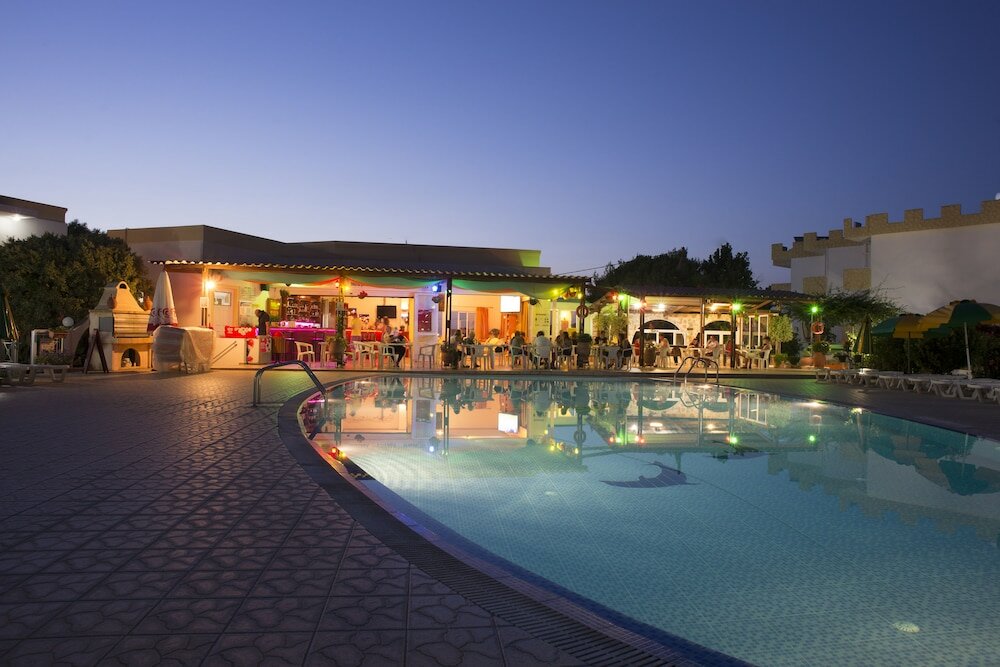 Фото Fili Hotel Apartments