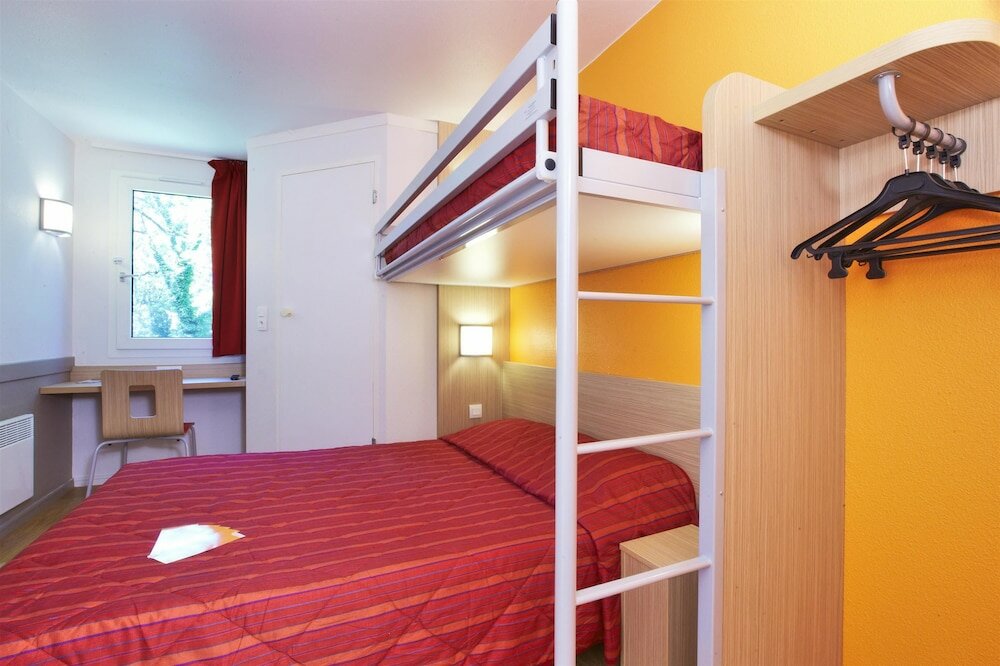 Фото Premiere Classe Geneve - Saint Genis Pouilly