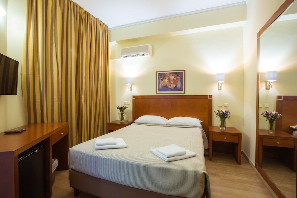 Фото Marina Athens