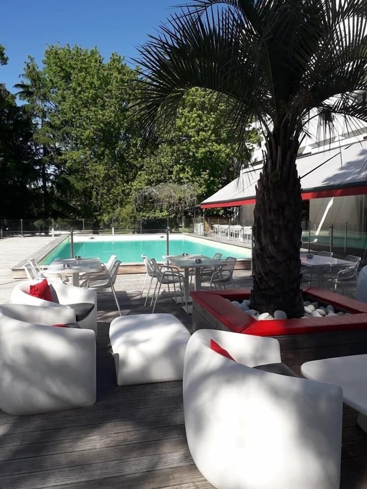 Фото Mercure Bordeaux Lac