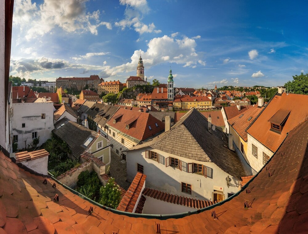 Фото Castle View Apartments