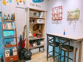 Фото Old Door Hostel & Bar