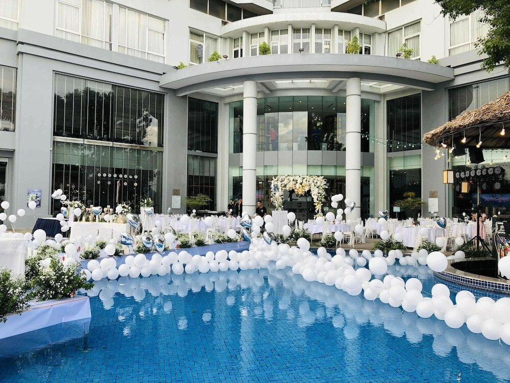 Фото Novotel Halong Bay