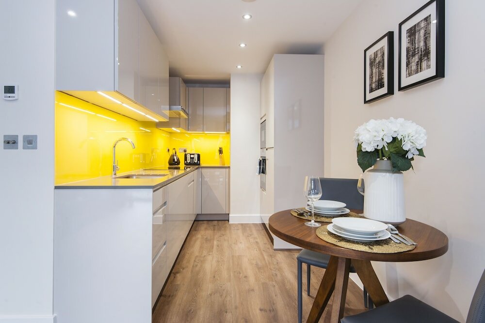 Фото Twyne House Apartments