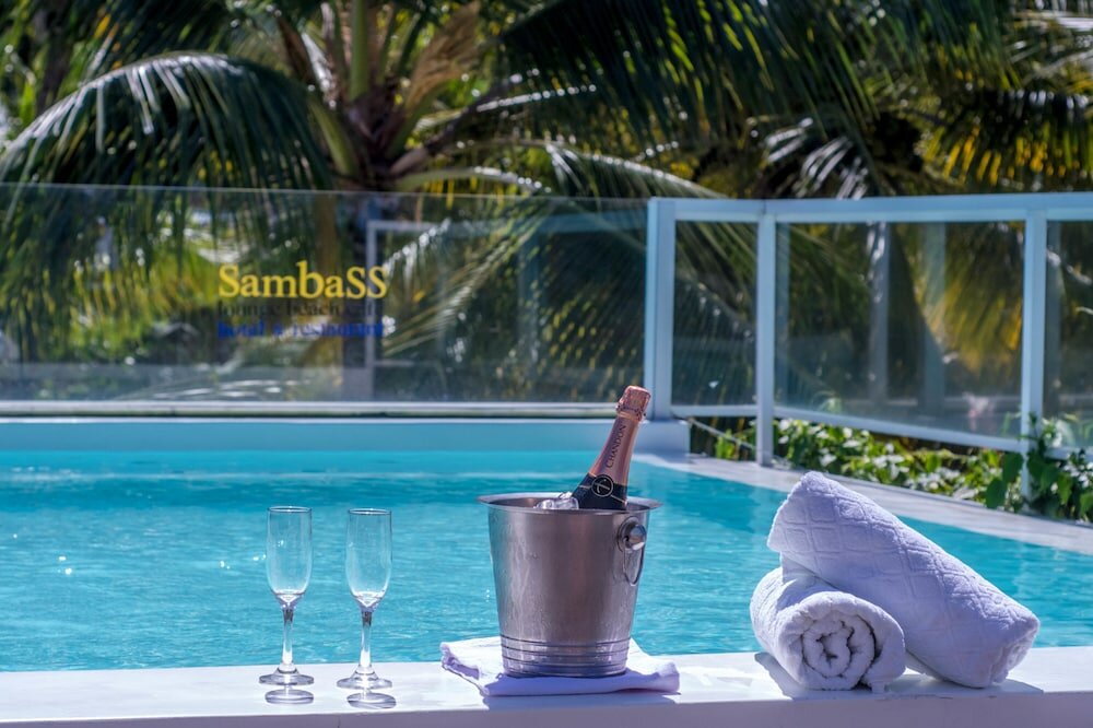 Фото Sambass lounge beach cafe & Pousada