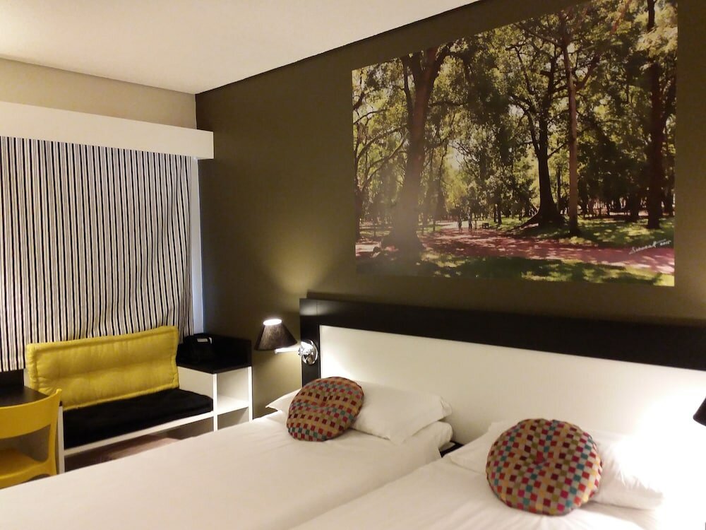 Фото отеля 2