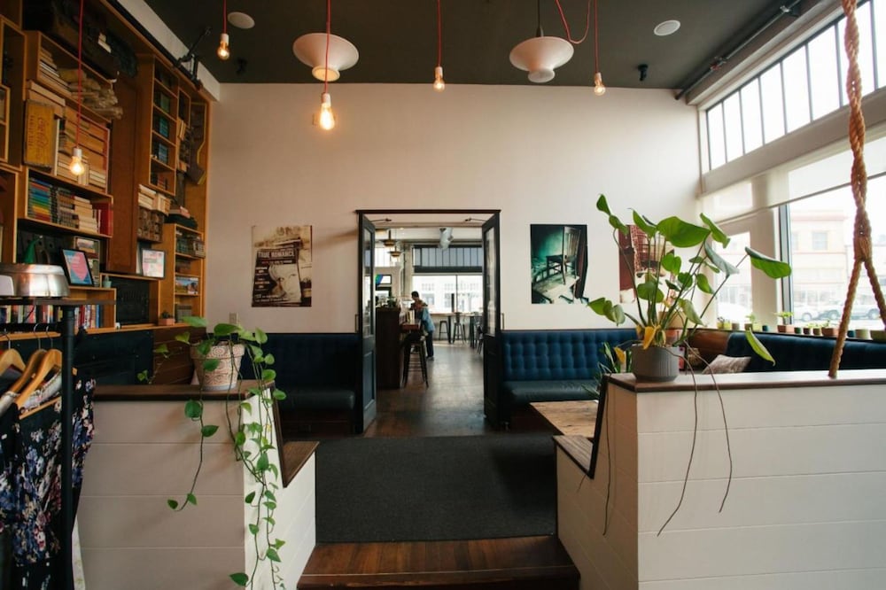 Фото Selina Commodore Astoria