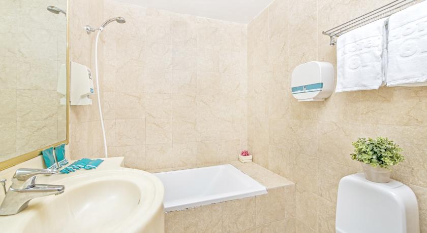 Фото Hotel 81 Chinatown