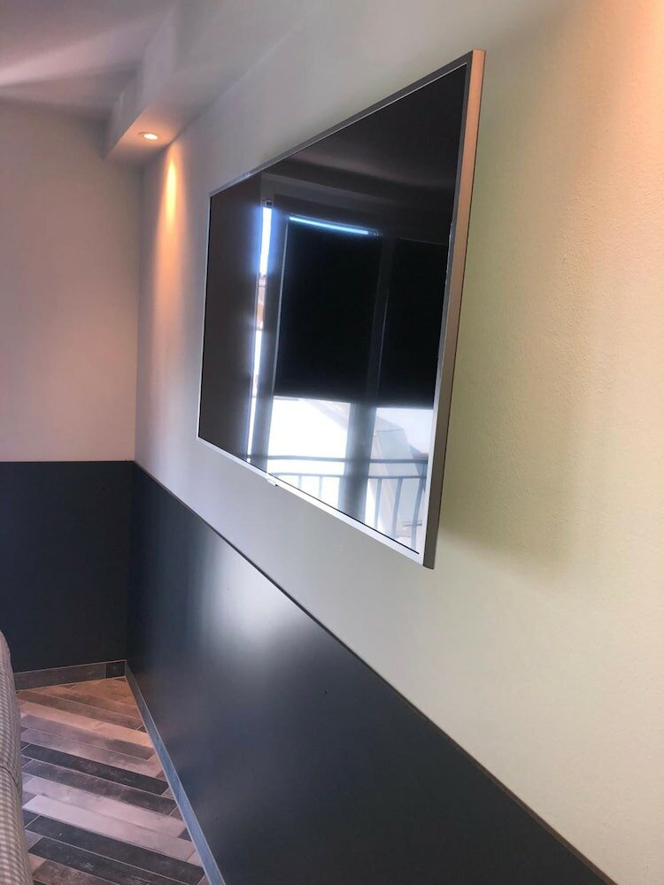 Фото Munich Deluxe Hotel