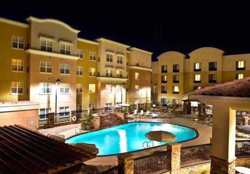 Фото Residence Inn Phoenix Glendale Sports & Entertainment District