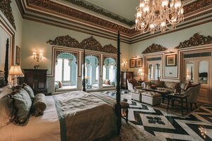 Гостиница Taj Lake Palace