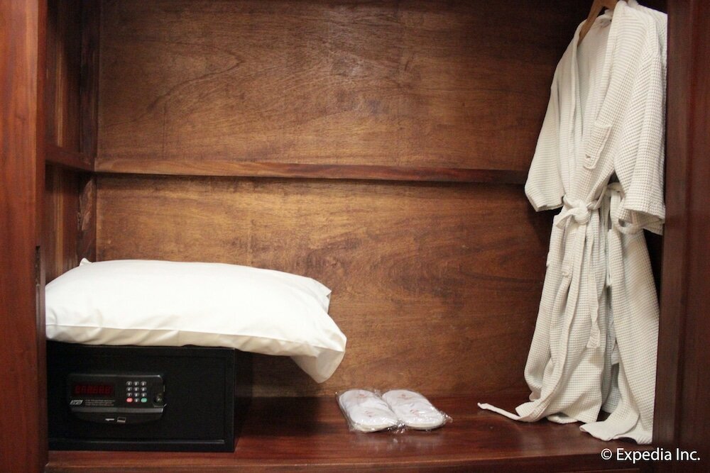 Фото Hotel Salcedo de Vigan