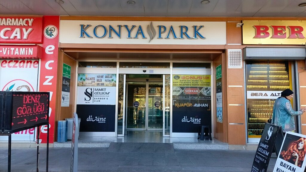 Clothing store NAN's Luxury, Konya, photo