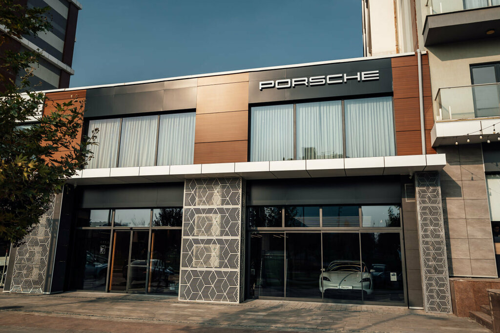 Avtosalon Porsche, Toshkent, foto
