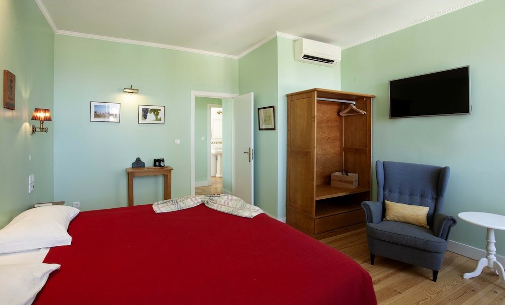 Фото Casa do Vinho Sintra Guest House