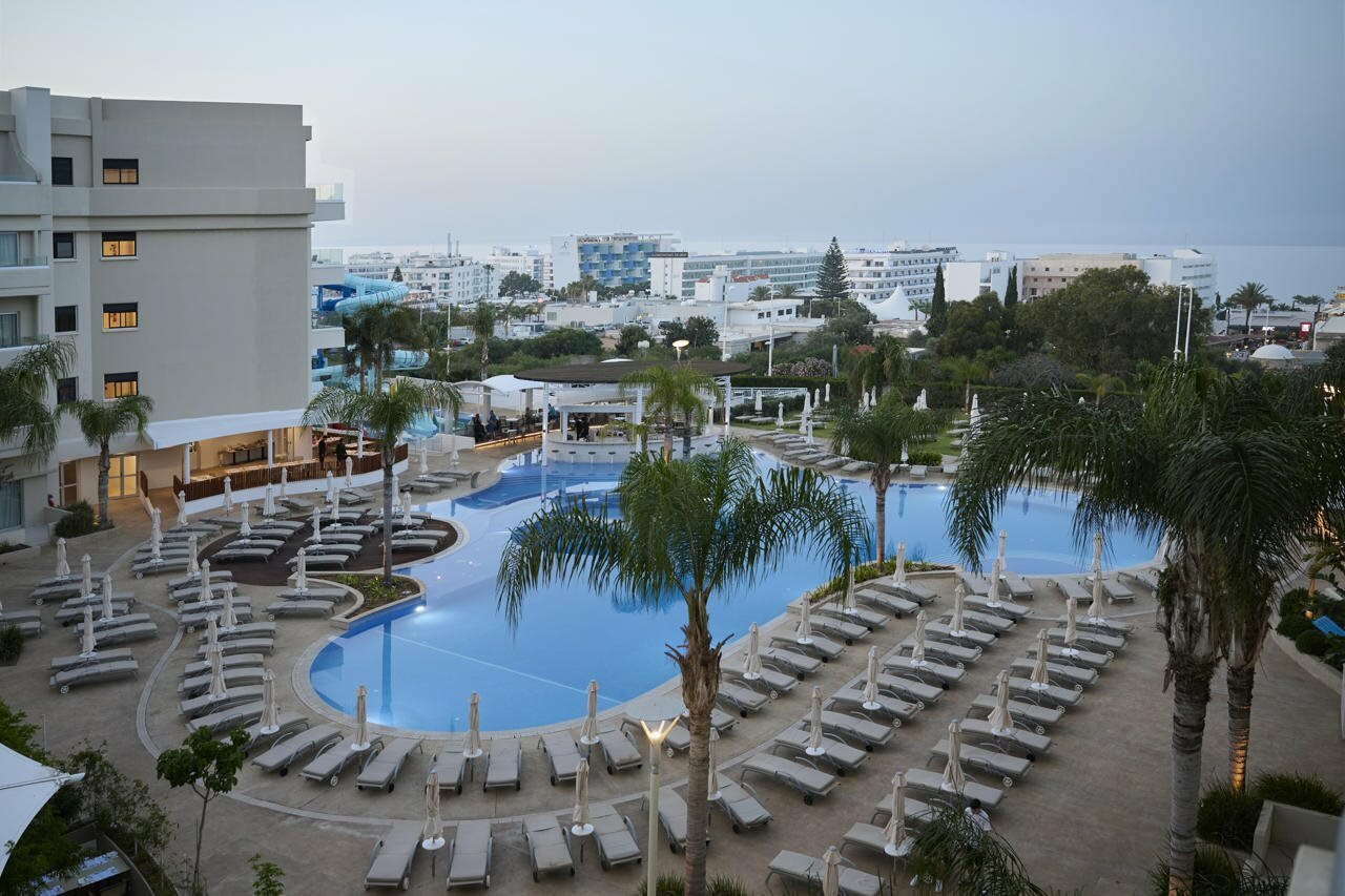 Фото Sunrise Oasis