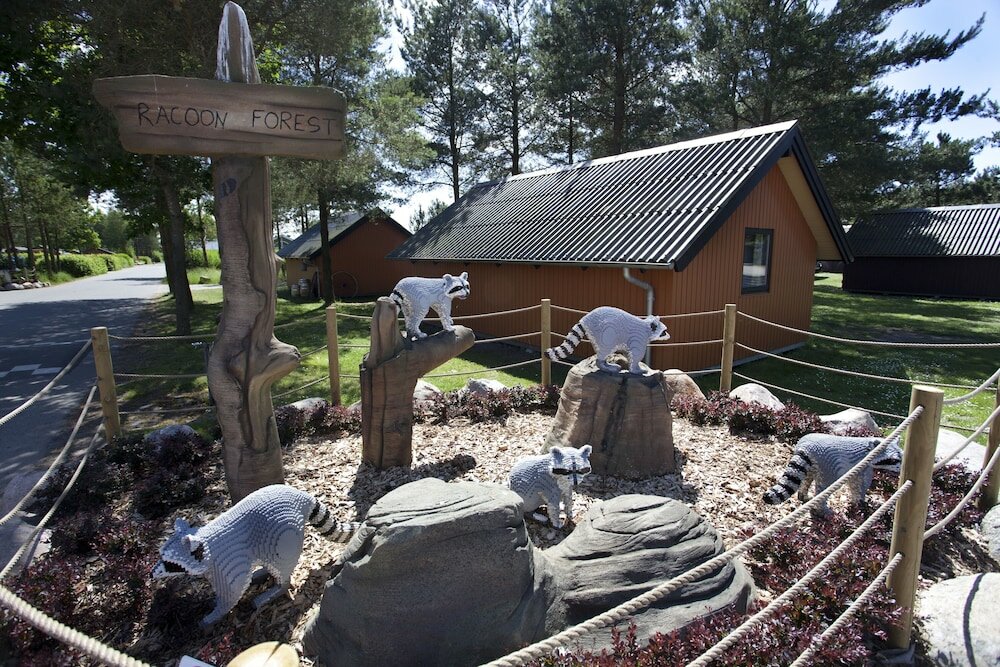 Фото Legoland Wilderness Barrels & Cabins