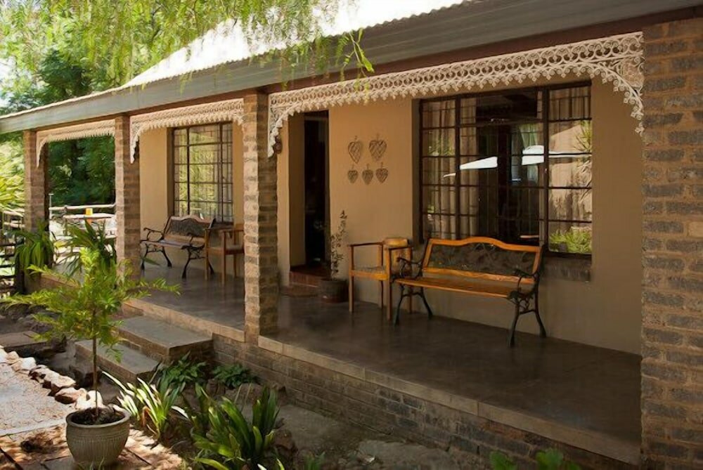 Фото Cunningham Cottage Guest House