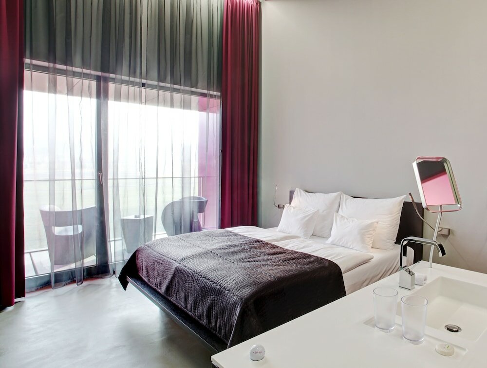 Фото Miura Hotel