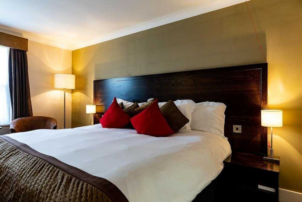 Фото The Rose & Crown Wimbledon