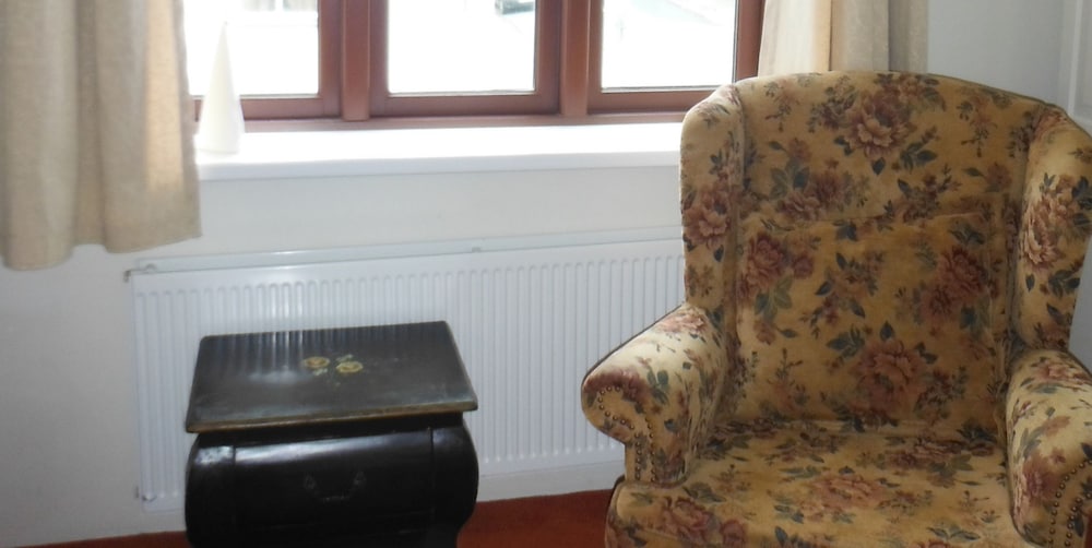 Фото Three Sisters Studio Apartments