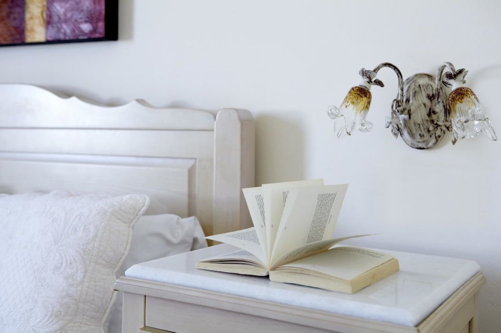 Фото Hotel Mediterranean