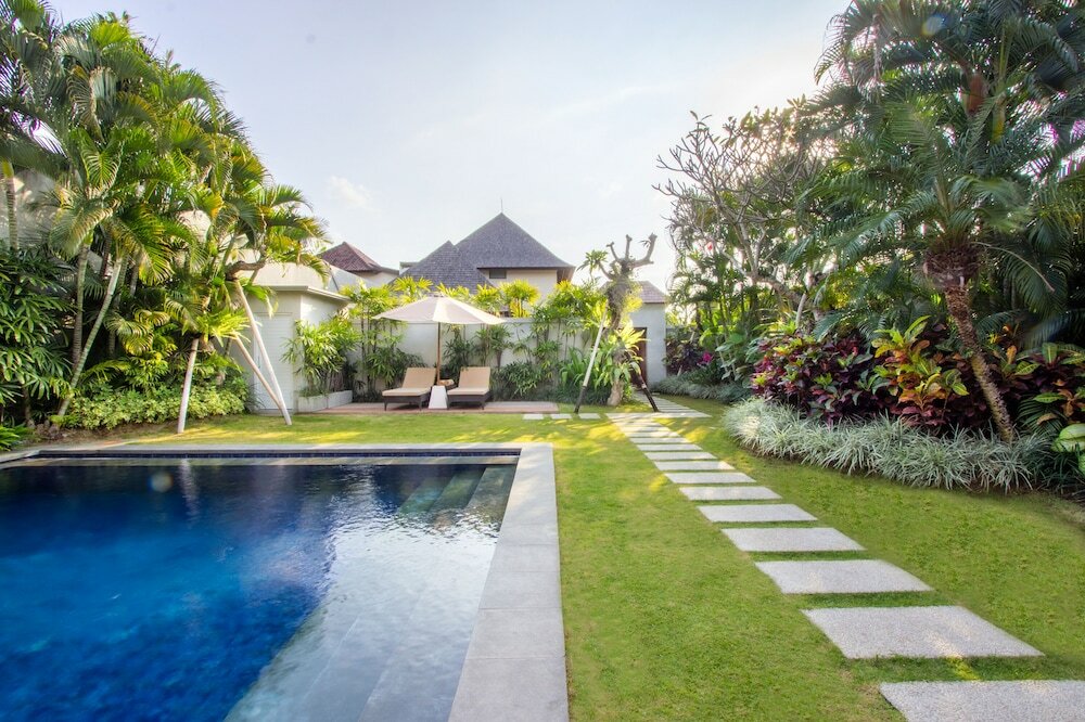 Фото Serene Villas