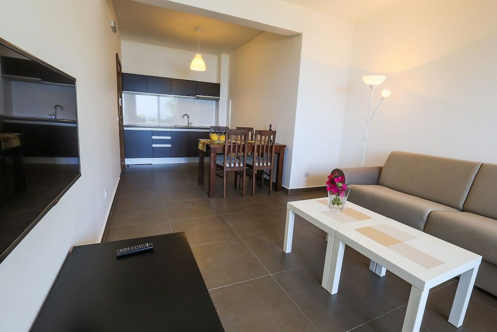 Фото Apartments Kuce Lekovica Beach & Restaurant