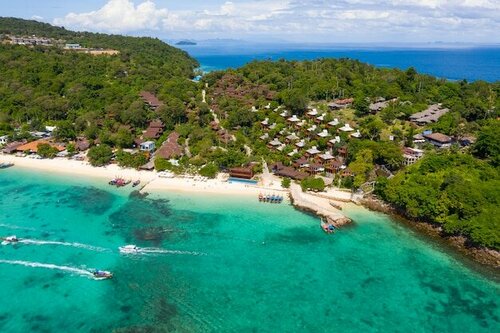 Гостиница Phi Phi The Beach Resort