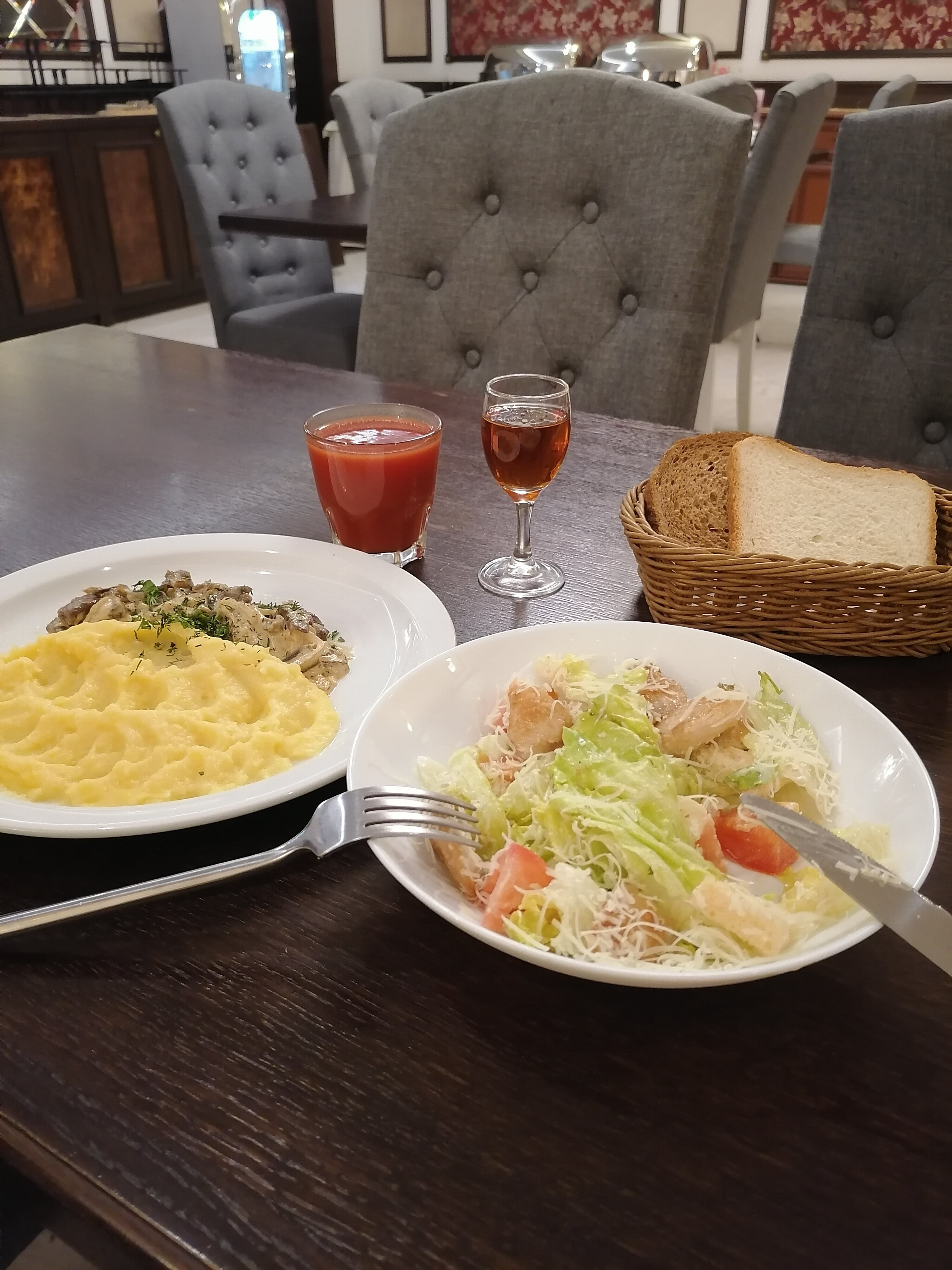 Фото Привилегия