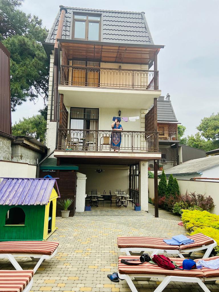 Фото отеля 1