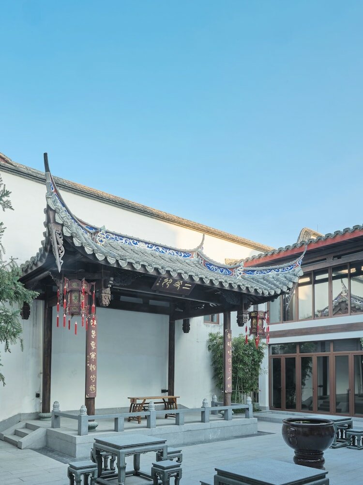 Фото San Po Hotel