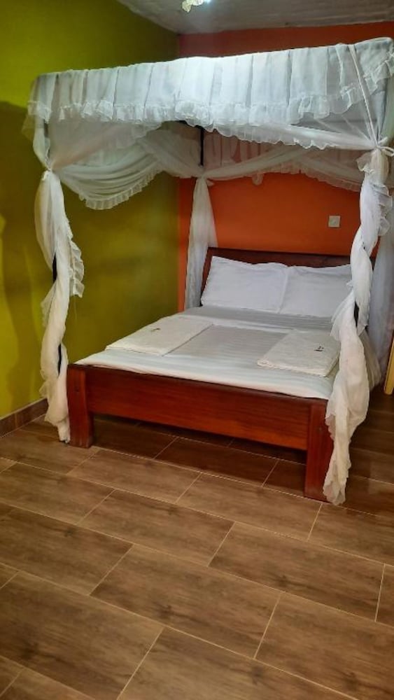 Фото Bomani Hotel