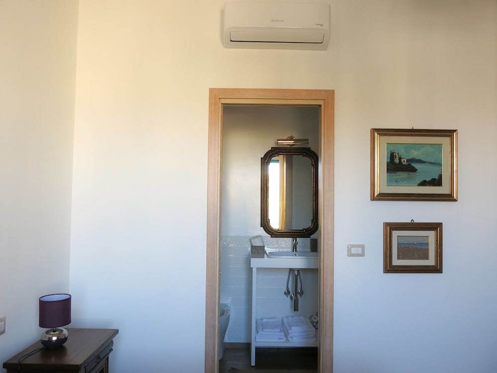 Фото Guest House Maison 6