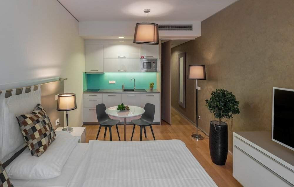 Фото Vn3 Terraces Suites by Adrez Living