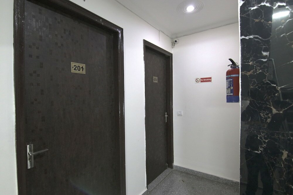 Фото Fabhotel Airport Avalon